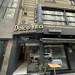 Ξενοδοχείο με διαμερίσματα Dolce Sisli 4*